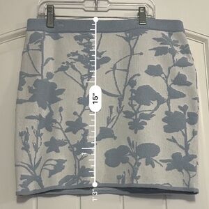 AMANDA UPRICHARD Blue and White “Towel” Material Mini Skirt